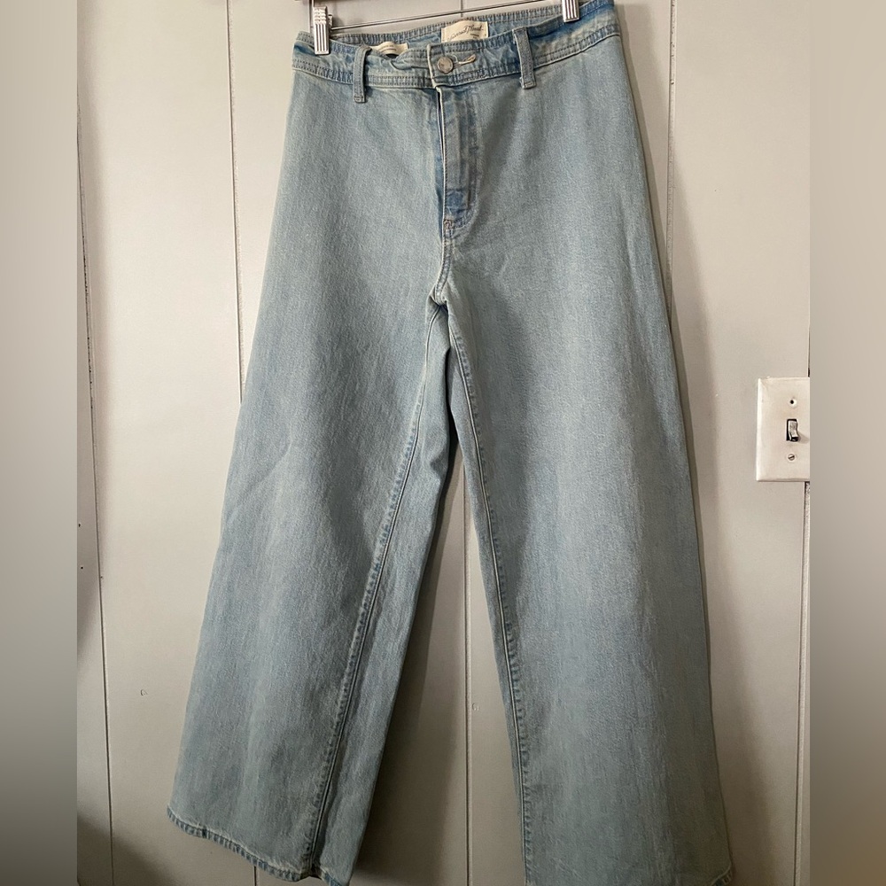 Universal Thread Light Blue Jeans
